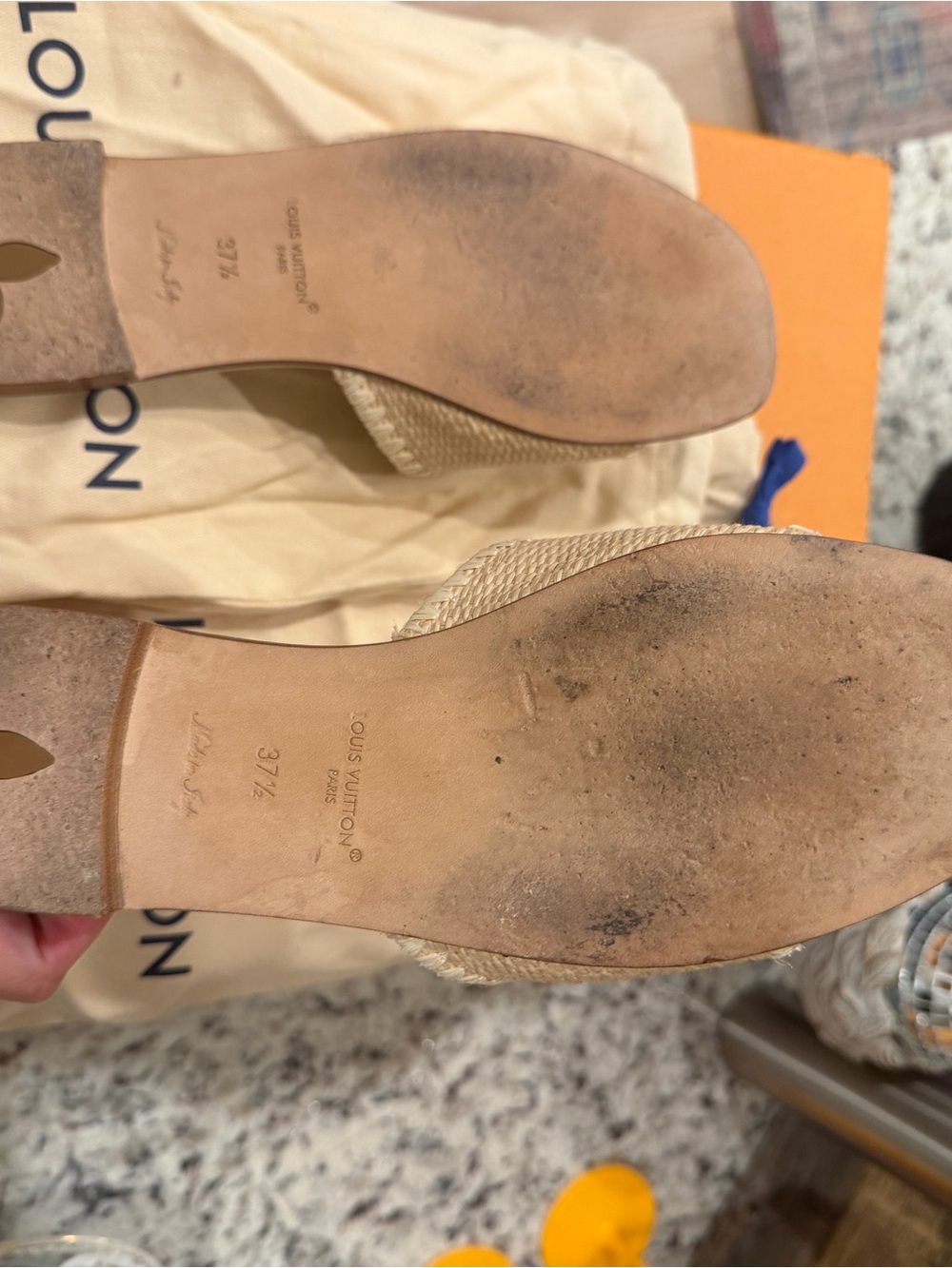 Louis Vuitton Mare Flat Mule - Picture 8 of 10